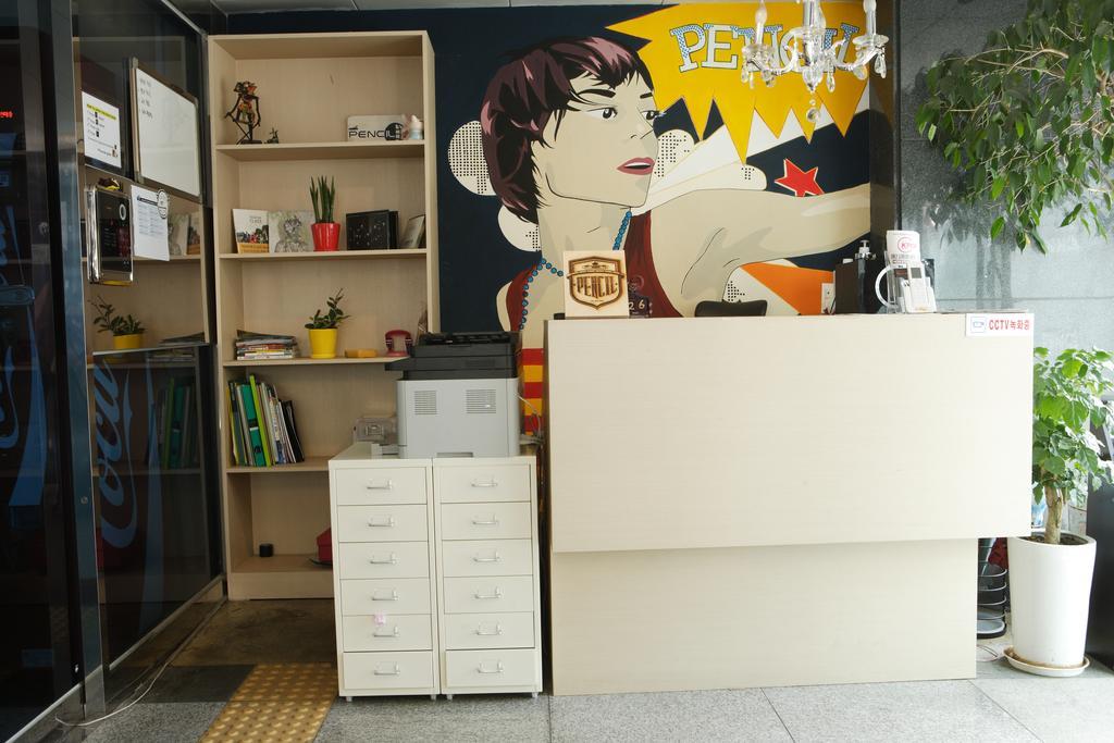 Hongdae Pencil Guesthouse Seoul Eksteriør billede