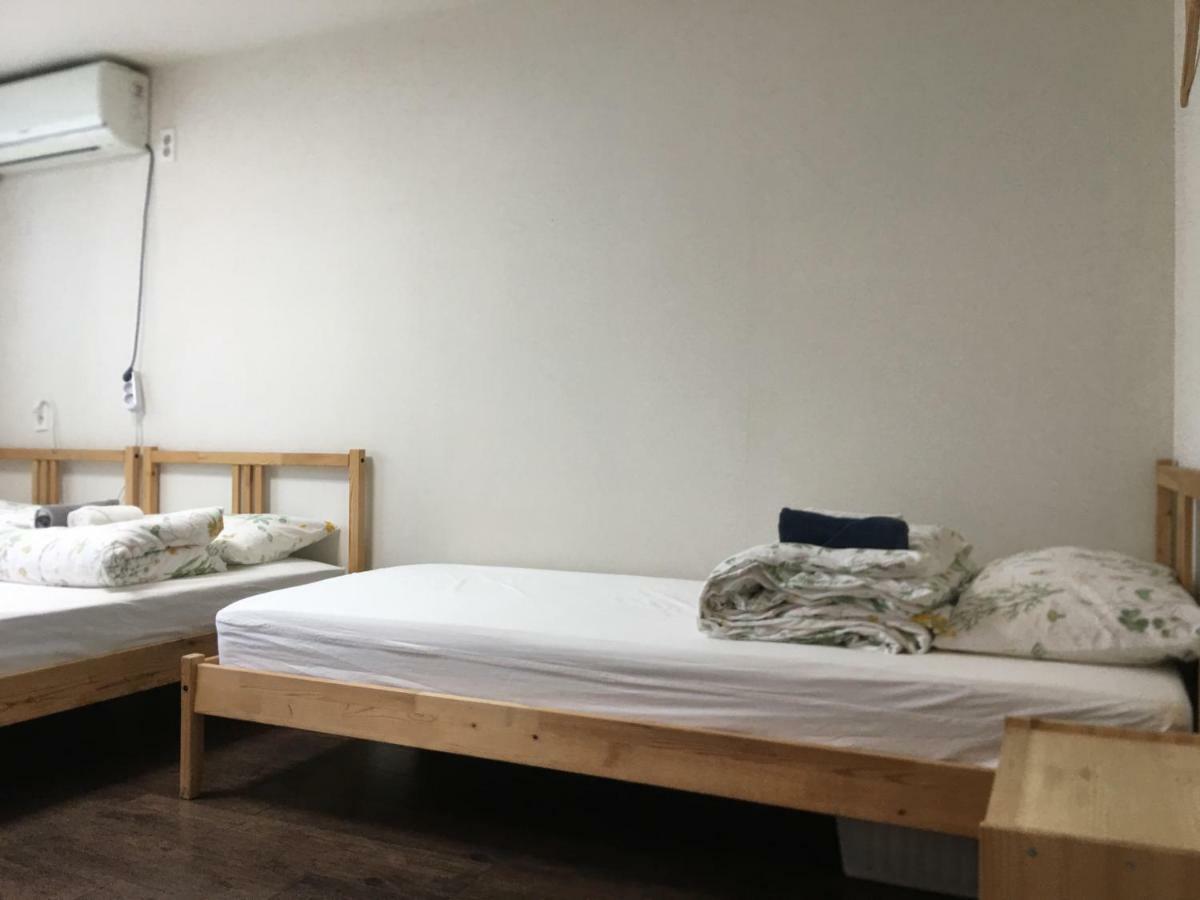 Hongdae Pencil Guesthouse Seoul Eksteriør billede